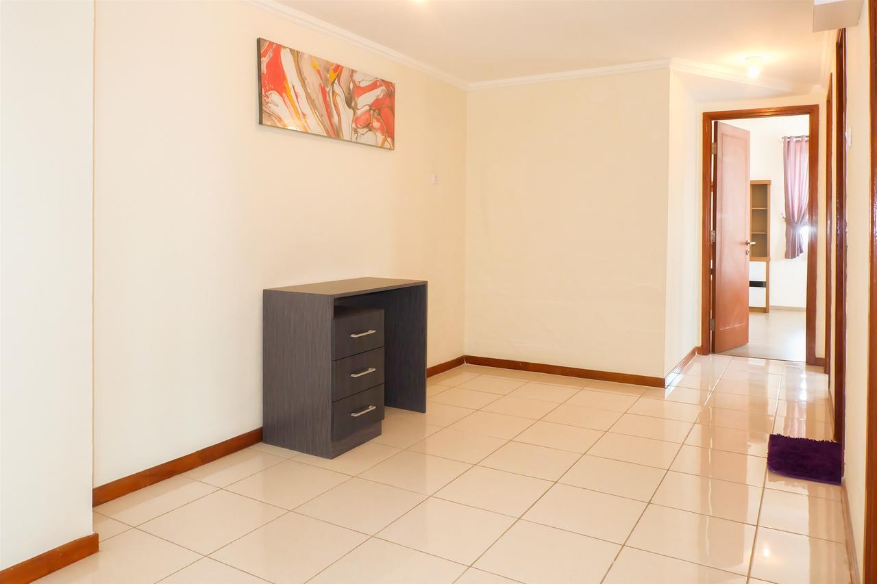 Appartement 3br Grand Palace Kemayoran In Business District Near Jiexpo Prj By Travelio *